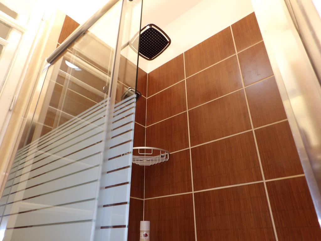 M&M Downtown Apartment Belgrado Esterno foto